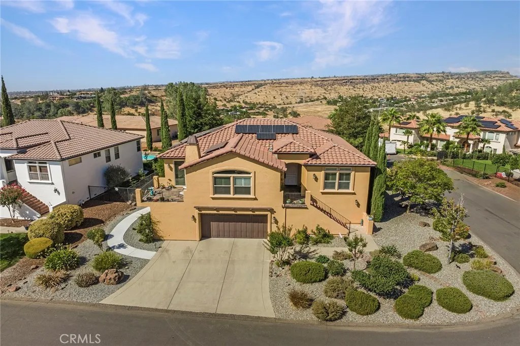 3294 Summit Ridge