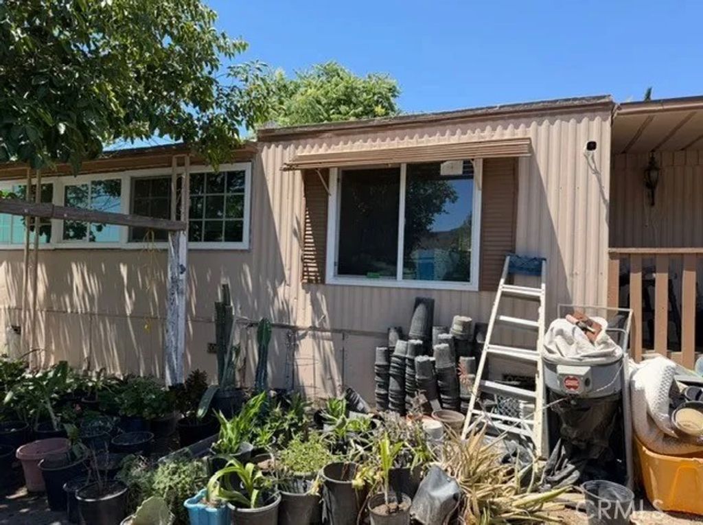 Photo of 26635 Winchester Rd, Hemet, CA 92545 (MLS # WS26107201)