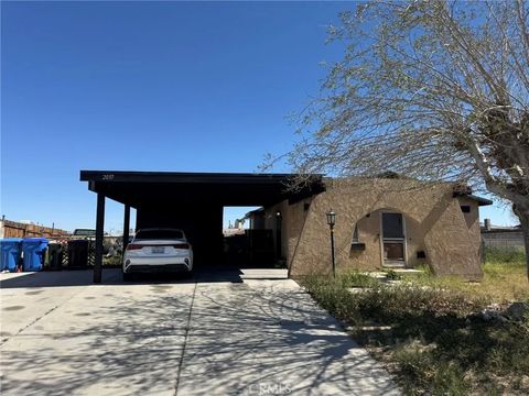 Photo of 2037 Sequoia Dr, Barstow, CA 92311 (MLS # OC26051904)