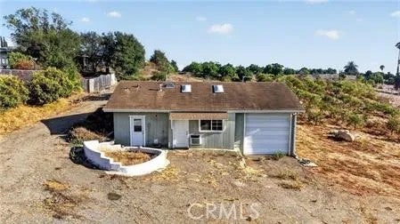 2864 Live Oak Park