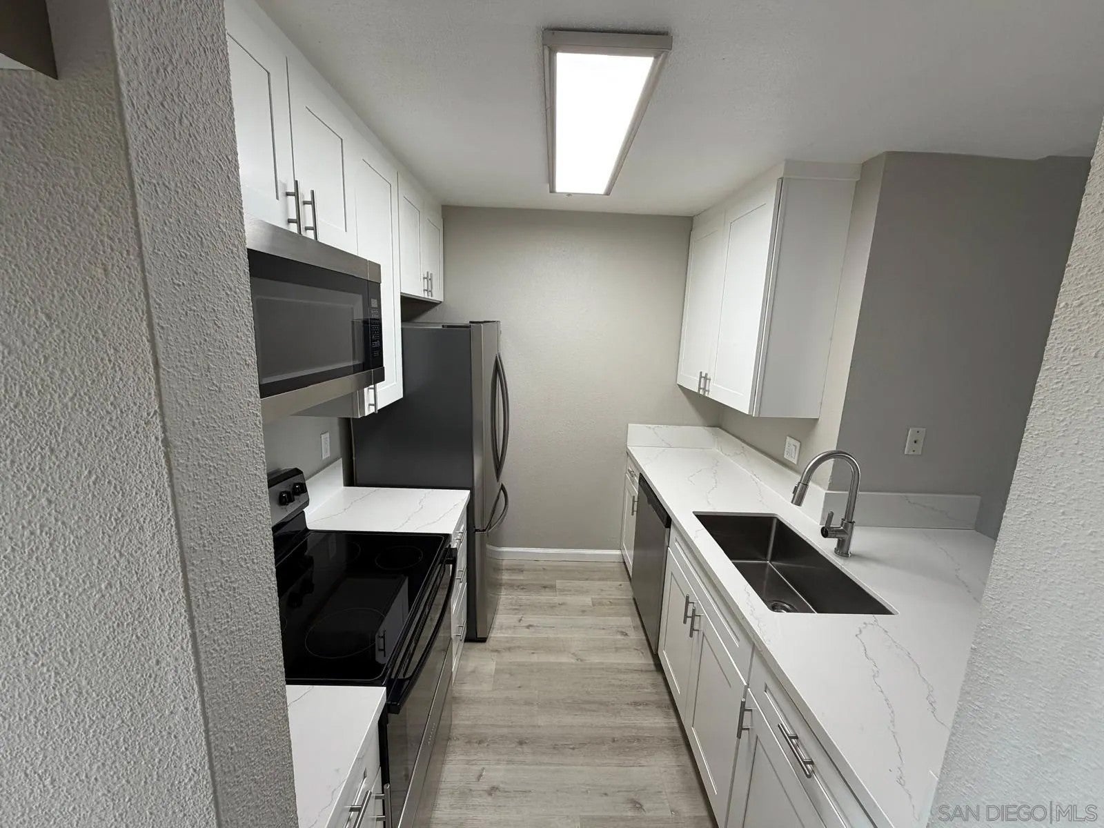 4041 Oakcrest Dr 307