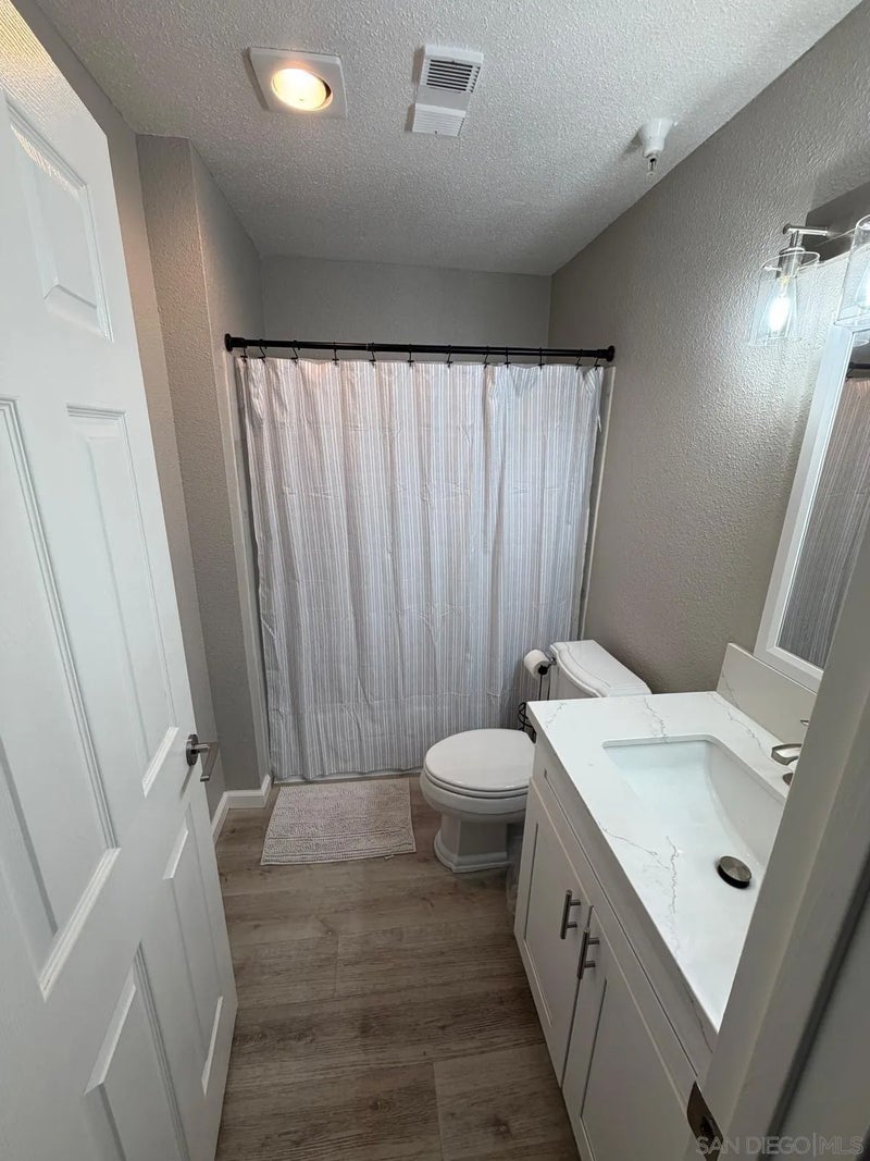 4041 Oakcrest Dr 307
