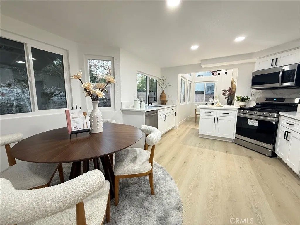 Photo of 10154 Northridge Dr, Rancho Cucamonga, CA 91737 (MLS # AR26024182)