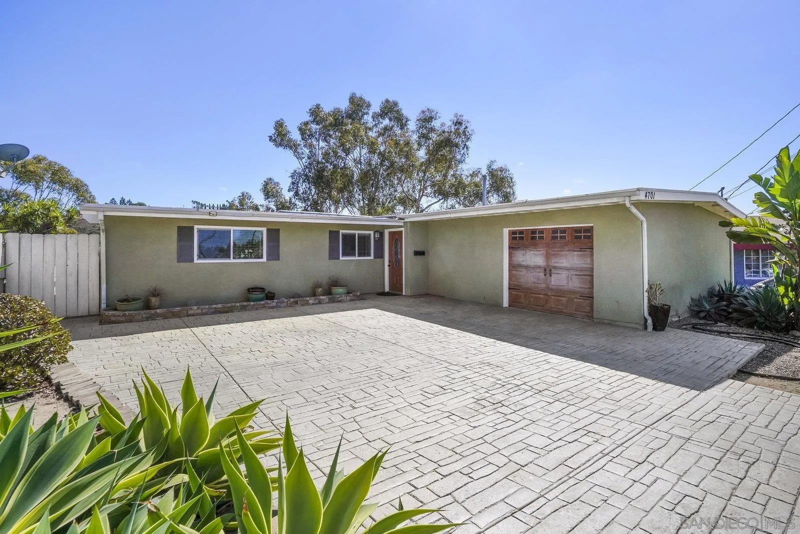 4701 Elsa Rd