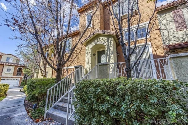 28246 CANTERBURY CT, VALENCIA, CA 91354 - Image 3a89132bd6190902bc0816bbf6fe81cc/2490453023