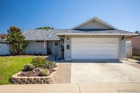 Photo of 4367 Berwick Dr, San Diego, CA 92117 (MLS # 260003028)