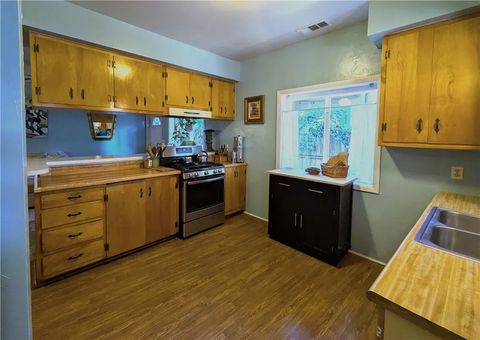 Tiny photo for 1220 Broadway St, Chico, CA 95928 (MLS # SN25230253)