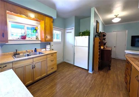 Tiny photo for 1220 Broadway St, Chico, CA 95928 (MLS # SN25230253)