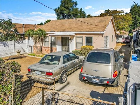 Tiny photo for 8421 Grenoble St, Sunland, CA 91040 (MLS # SR25246777)