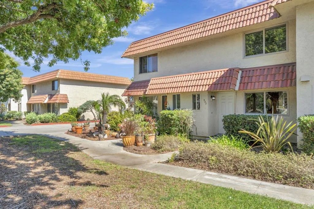Photo of 533 Beverly Place, San Marcos, CA 92078 (MLS # NDP2509785)