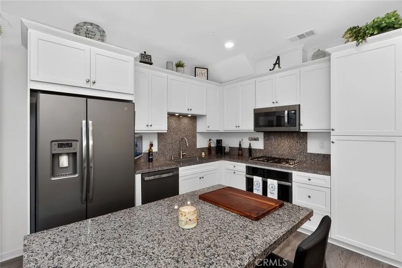 2224 Peach Court