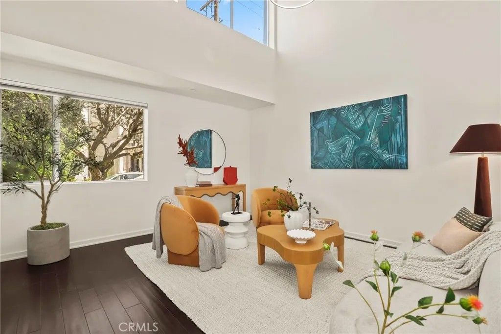 Photo of 4005 Monroe Street #8, Los Angeles, CA 90029 (MLS # SR26030373)