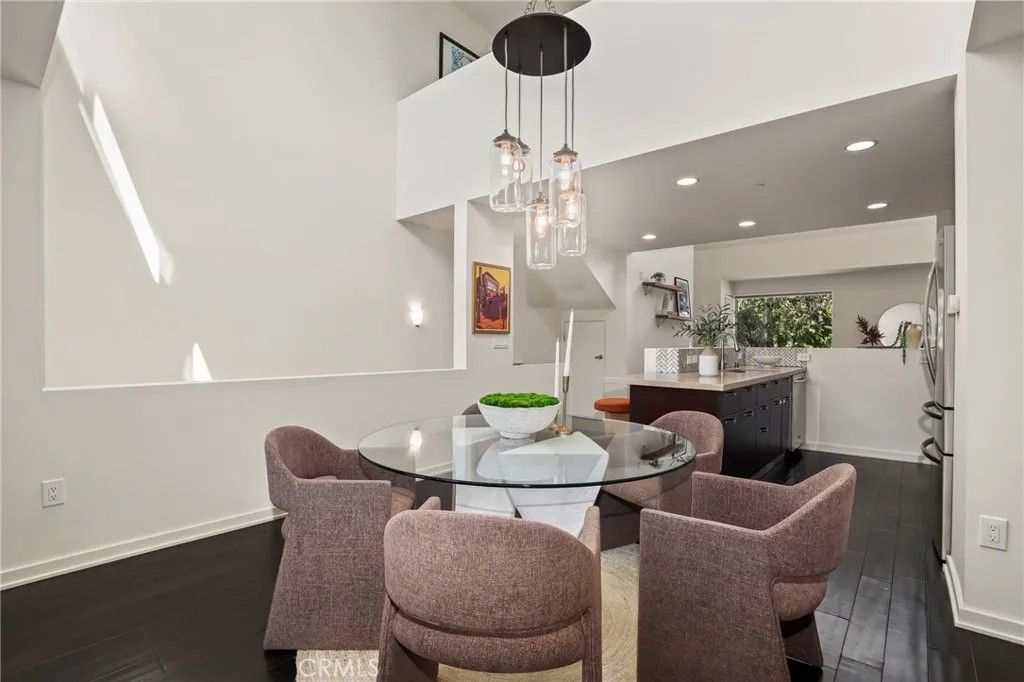 Photo of 4005 Monroe Street #8, Los Angeles, CA 90029 (MLS # SR26030373)