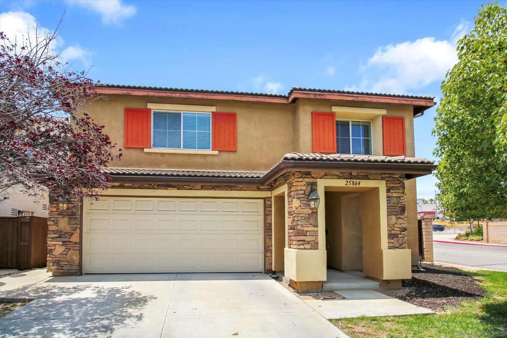 Photo of 25864 Marco Polo St, Murrieta, CA 92563 (MLS # 260012286)