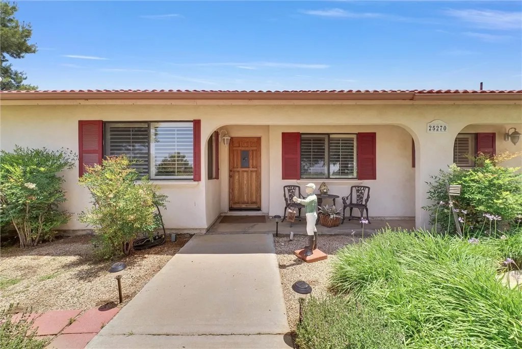 25270 Tradewinds Dr