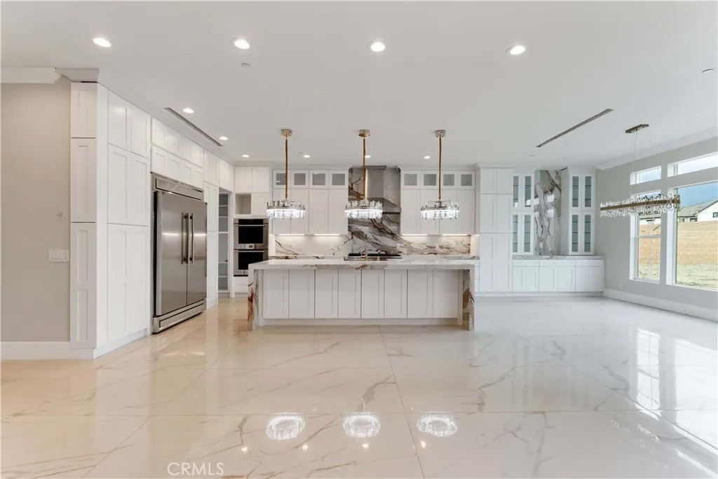 6338 Echo Mountain