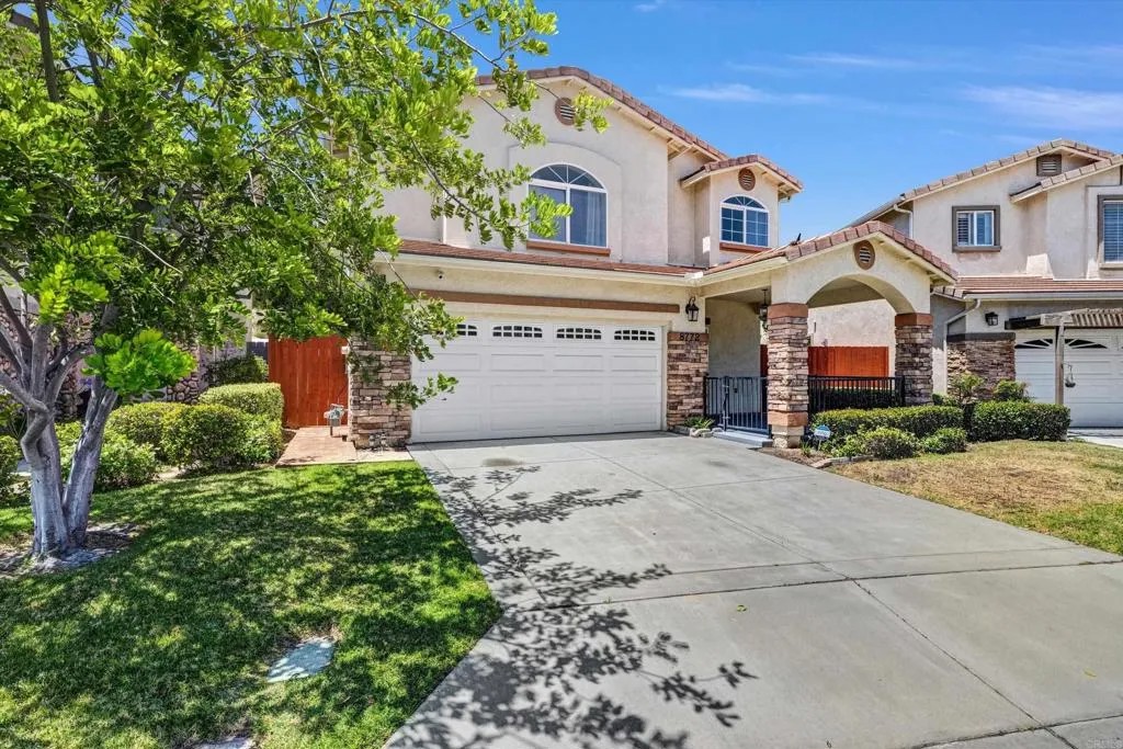 8772 Glen Vista Way