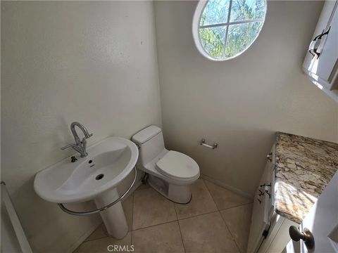 Tiny photo for 18 Laconia, Irvine, CA 92614 (MLS # OC25270167)