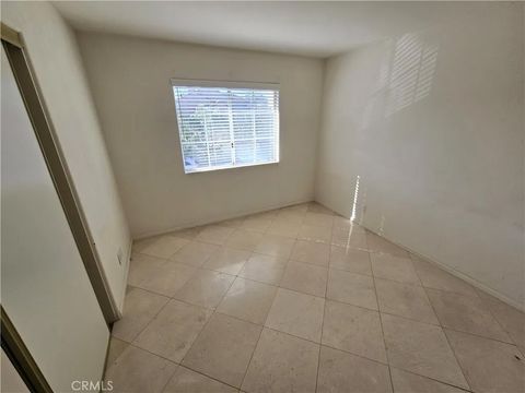 Tiny photo for 18 Laconia, Irvine, CA 92614 (MLS # OC25270167)