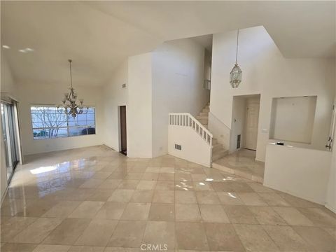 Tiny photo for 18 Laconia, Irvine, CA 92614 (MLS # OC25270167)