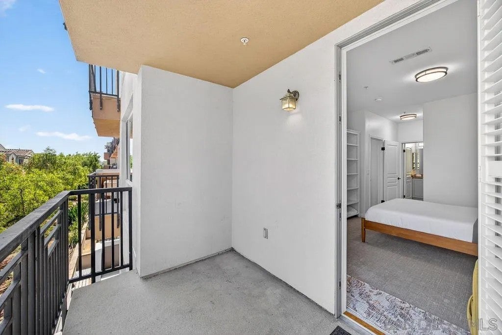 3887 Pell Pl. 314