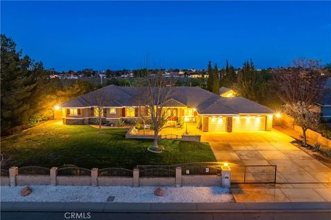 Photo of 42156 Desert Sage Ave, Lancaster, CA 93536 (MLS # SR26052424)