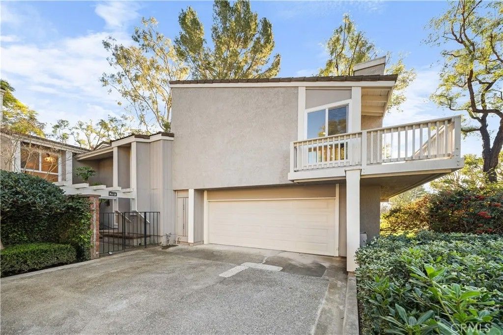 Photo of 16 Rustling Wind #8, Irvine, CA 92612 (MLS # OC26010951)