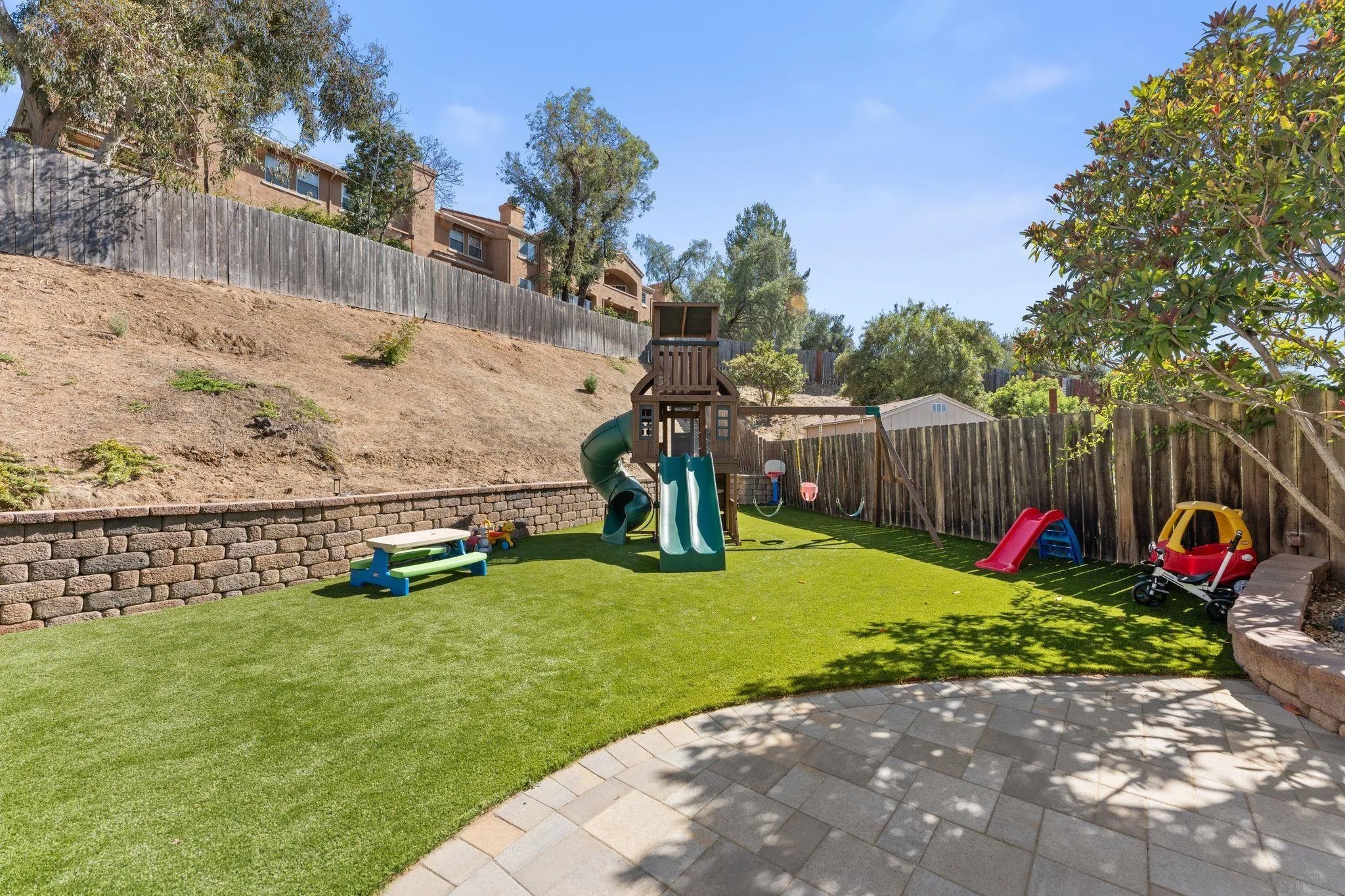 9305 Tiffany Park Pl