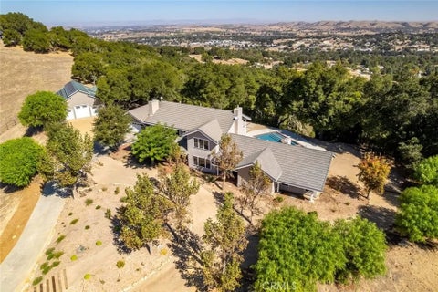 Photo of 2755 San Fernando RD, Atascadero, CA 93422 (MLS # SC26231807)