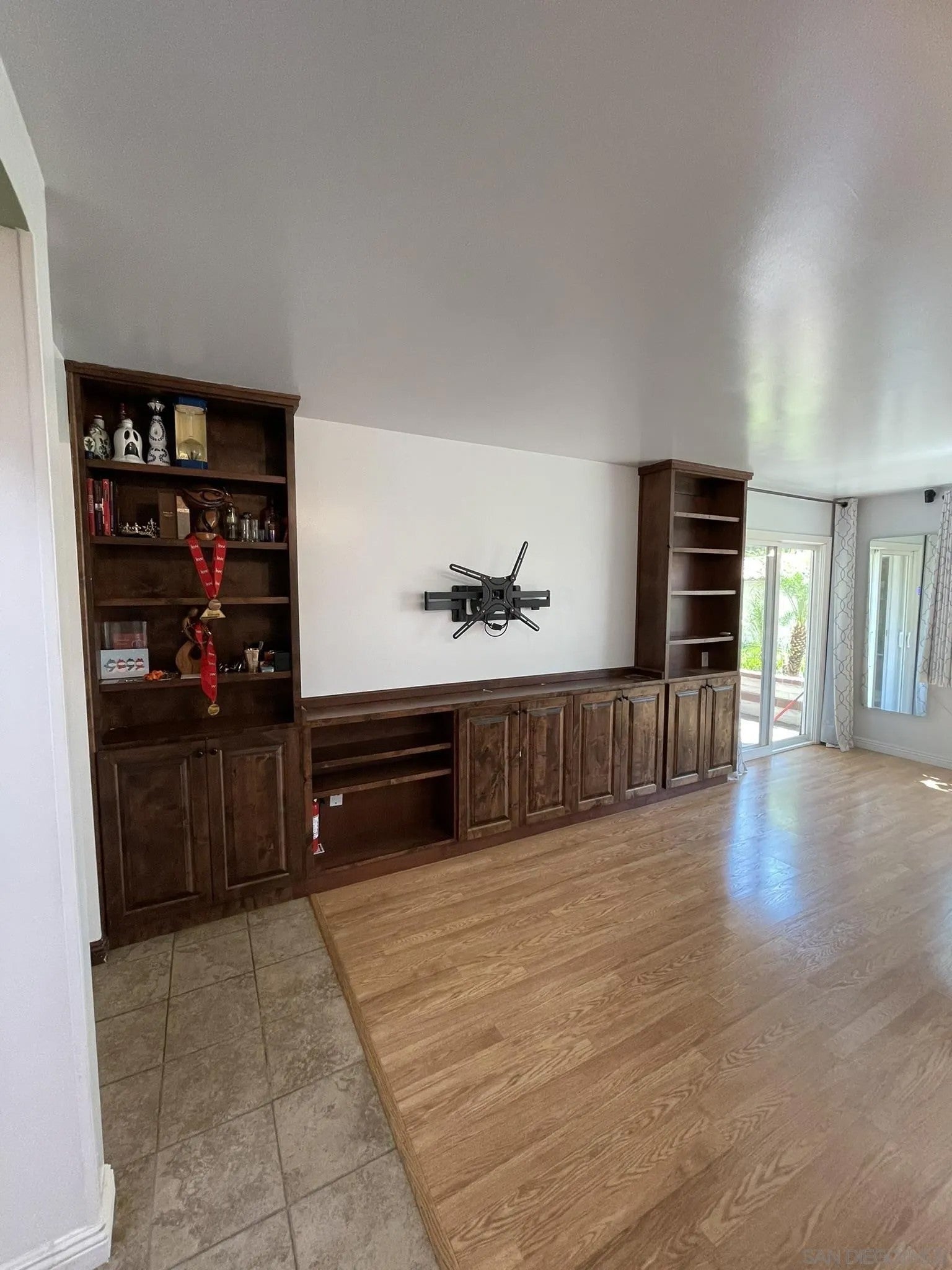 10767 San Diego Mission 107