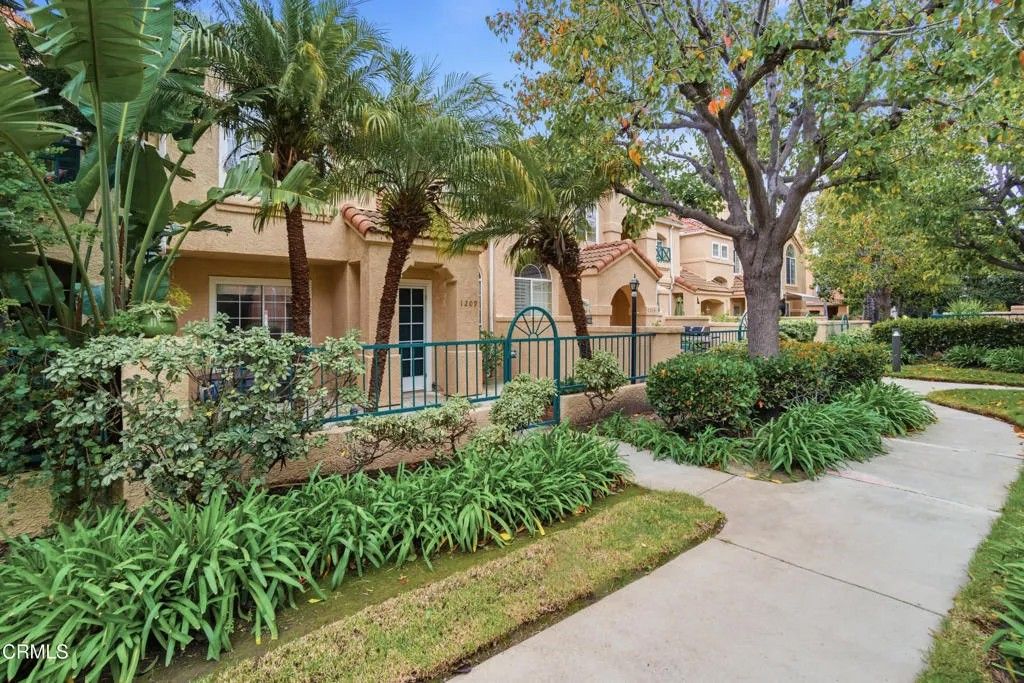 Photo of 1209 Nautical Way, Oxnard, CA 93030 (MLS # V1-33982)