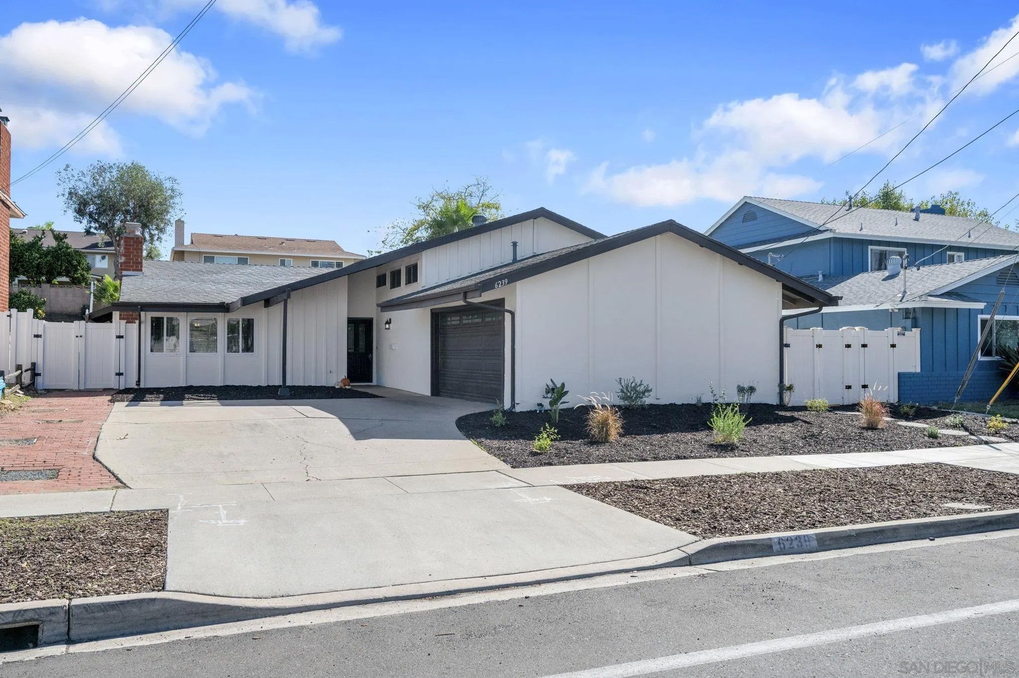 6239 Cowles Mountain BLVD