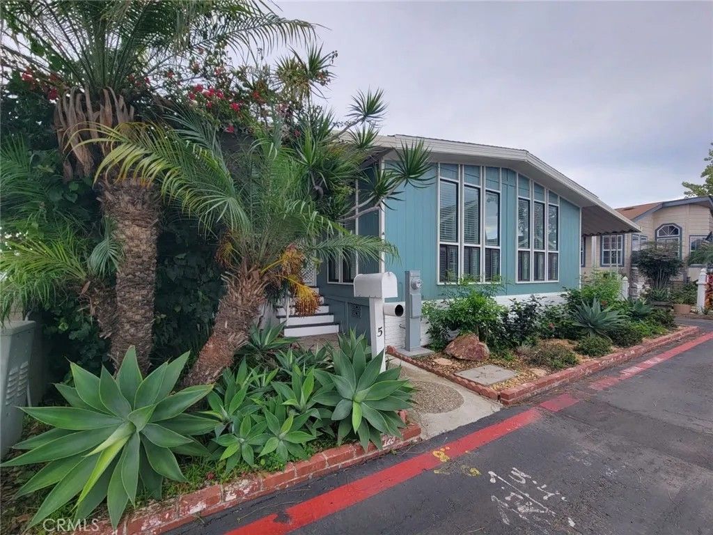 Photo of 16444 Bolsa Chica #5 St, Huntington Beach, CA 92649 (MLS # PW26093248)