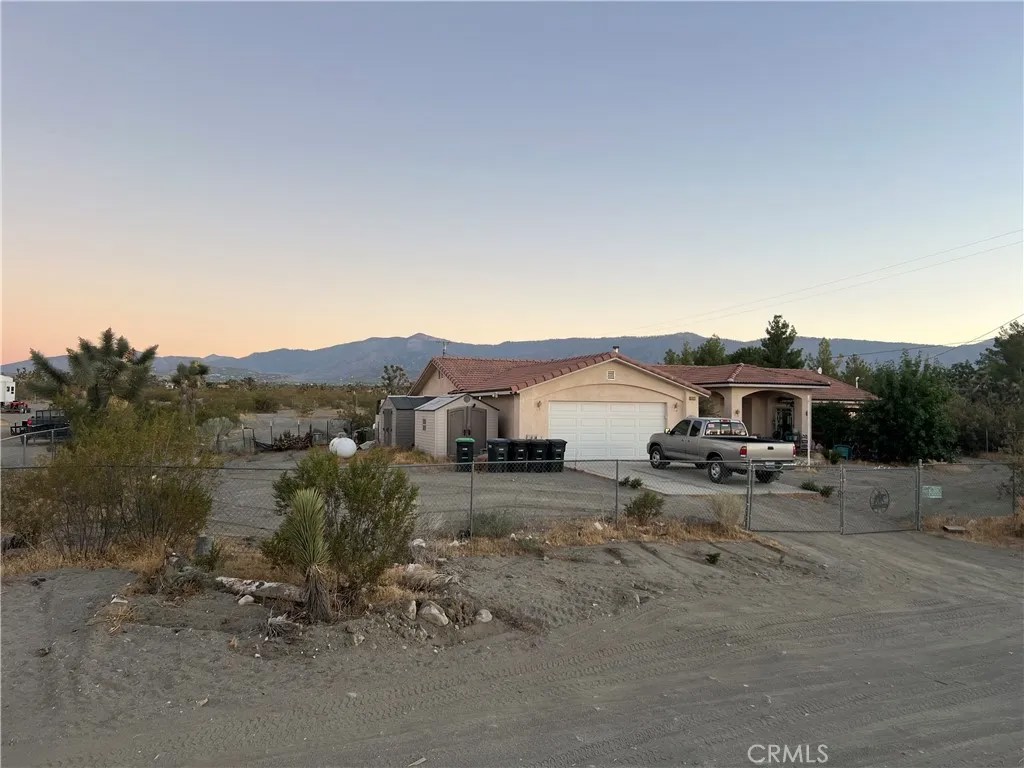 2825 Del Rosa Road