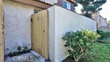 9370 Garden Grove 1