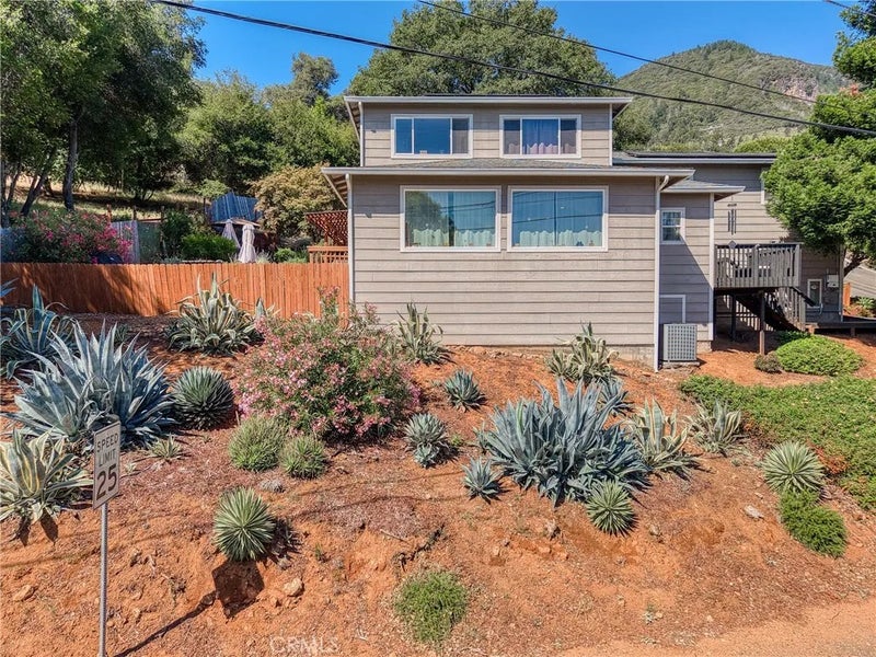 3310 Riviera West