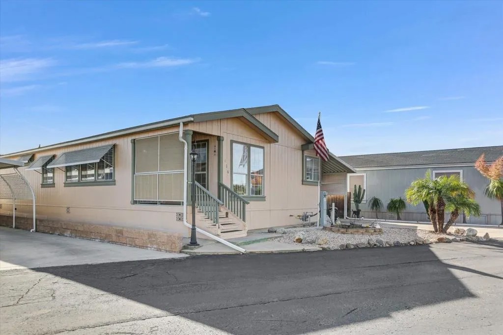 2400 Alpine Blvd. 136