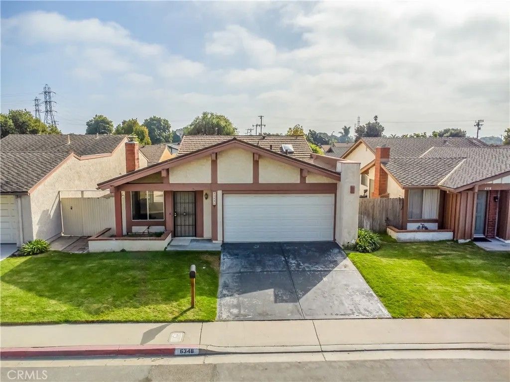 Photo of 6348 Swallow St, Ventura, CA 93003 (MLS # SR26044320)