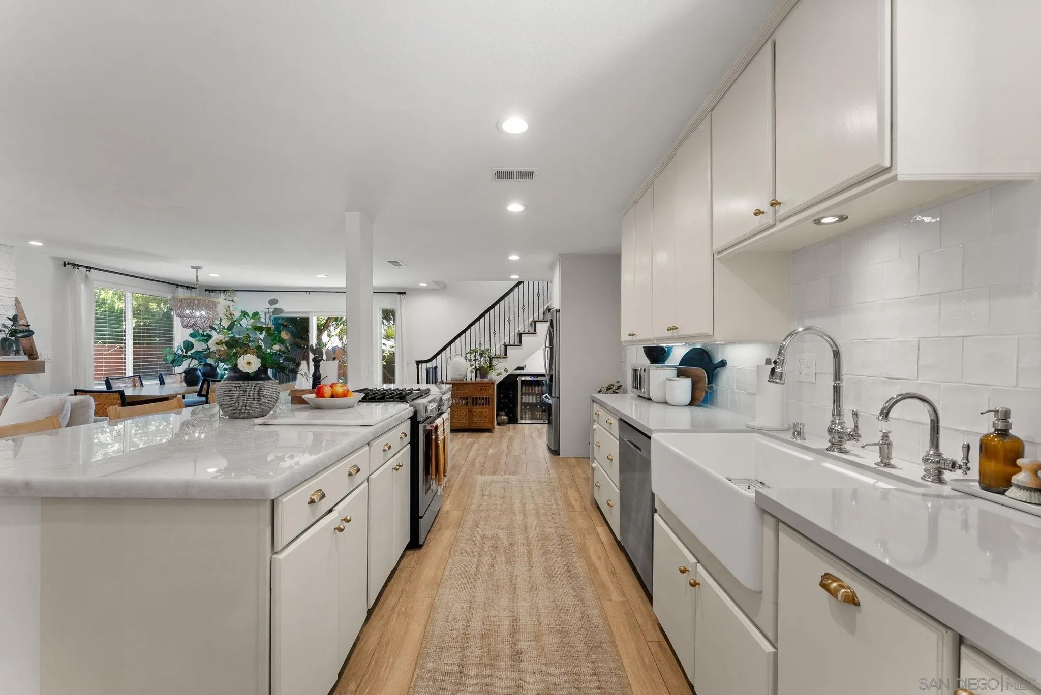 3928 Antiem St