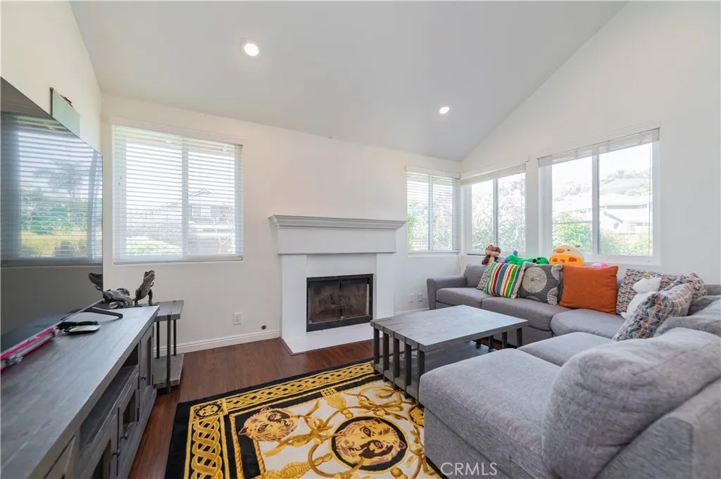 28105 Hollyberry Lane