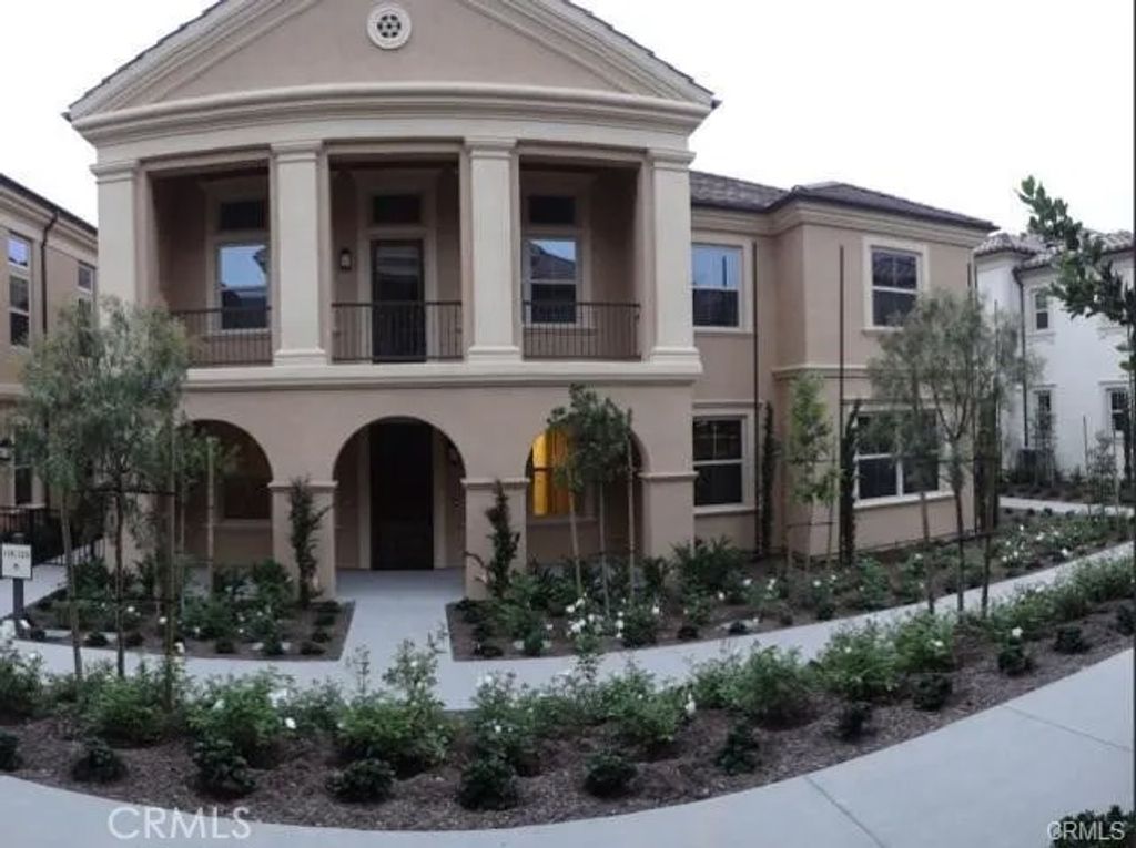 Photo of 122 Overbrook, Irvine, CA 92620 (MLS # PW26095863)