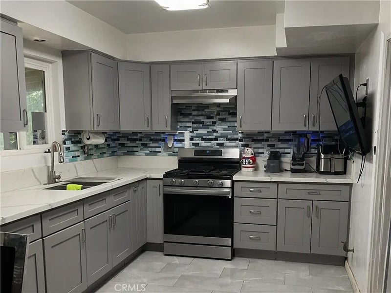 17669 Pinedale