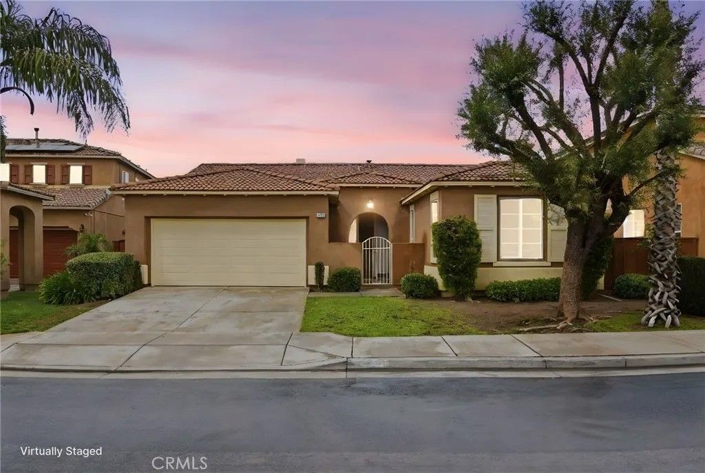 Photo of 3860 Bella Isola Ln, Perris, CA 92571 (MLS # SW26035253)