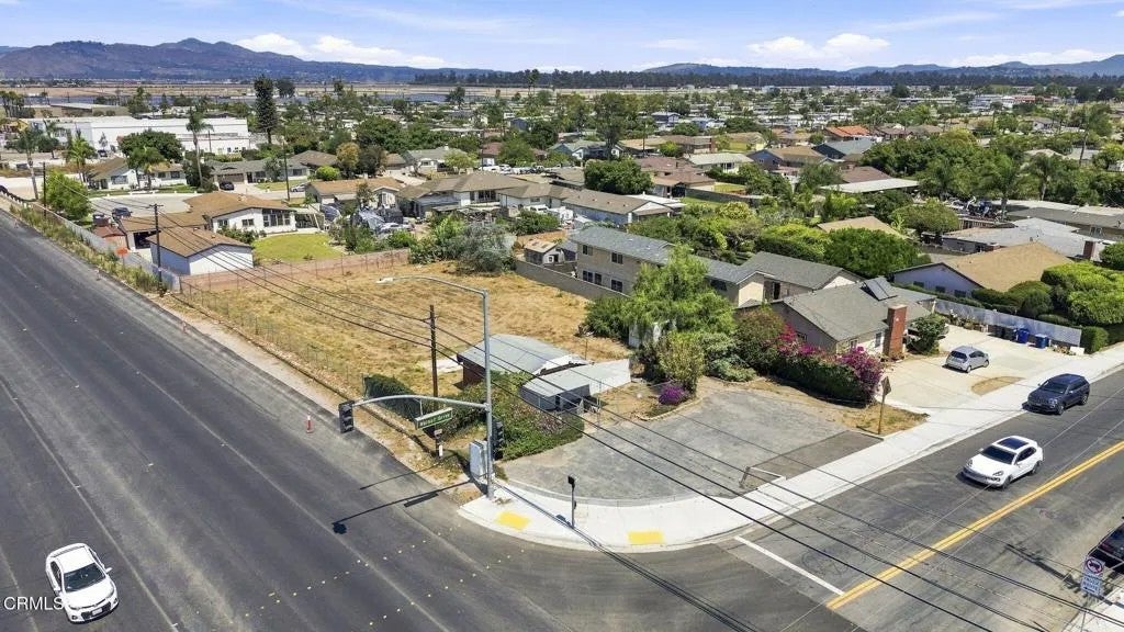 Photo of 105 Walnut, Oxnard, CA 93036 (MLS # V1-38104)