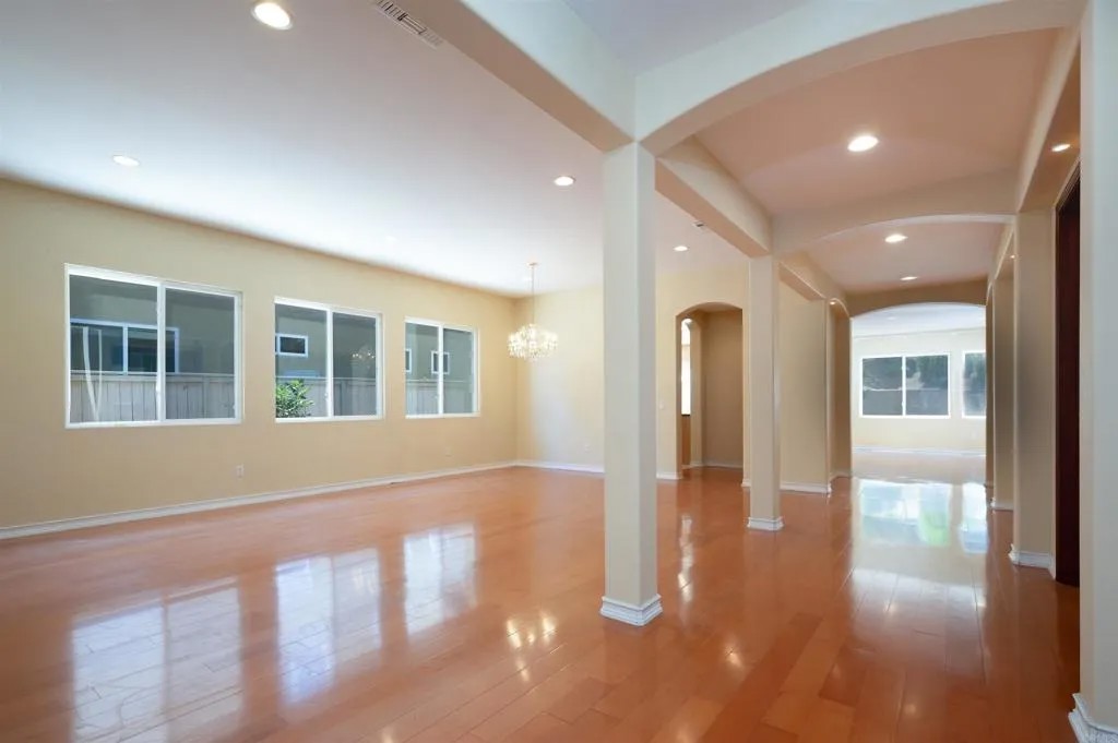 1414 Antioch Ave