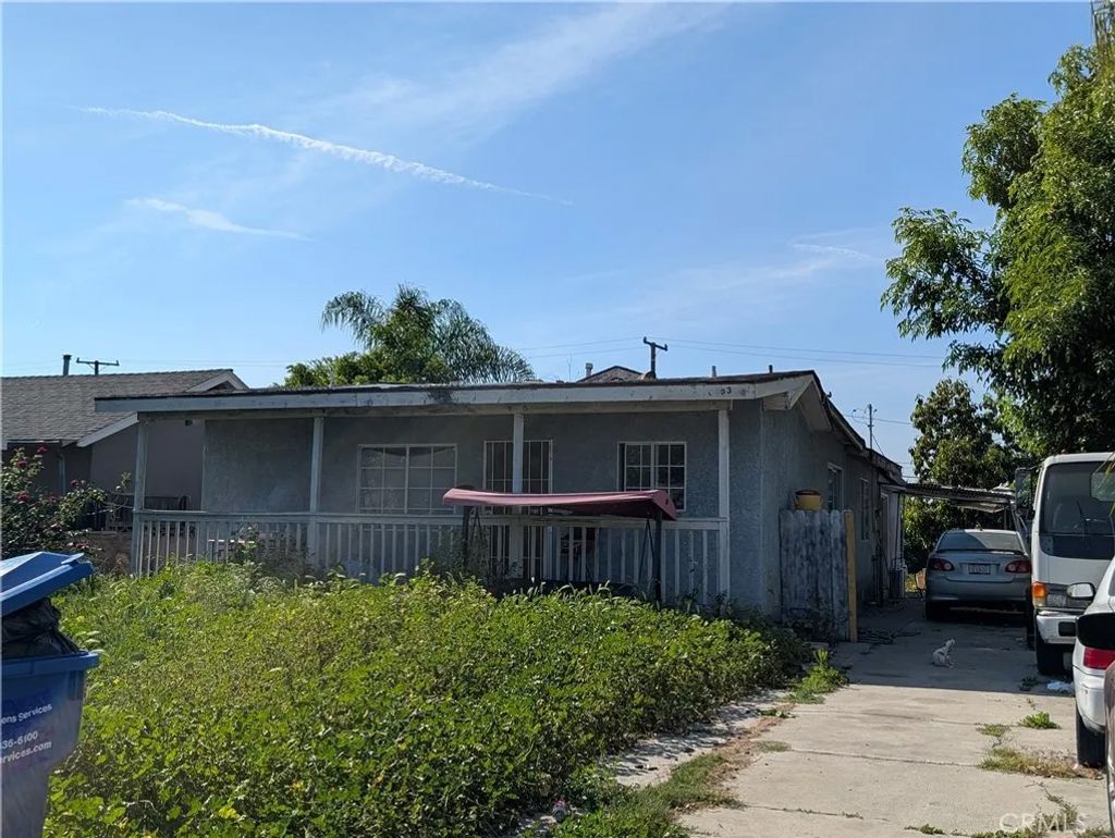 Photo of 12403 Laurel Ave, Whittier, CA 90605 (MLS # DW26063136)