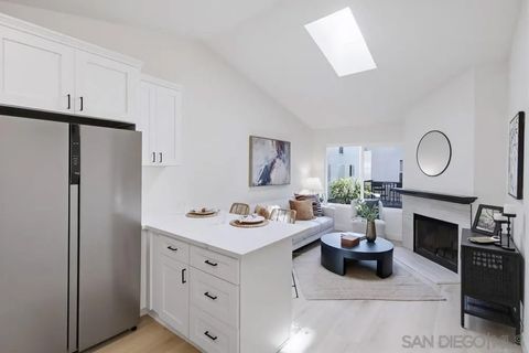 Photo of 2909 Keats St #11, San Diego, CA 92106 (MLS # 260004078)