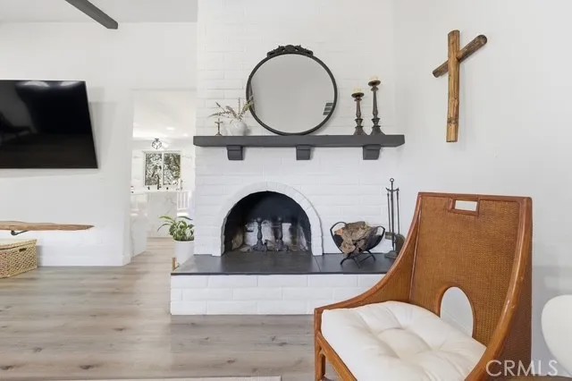 10658 Meadow Glen East