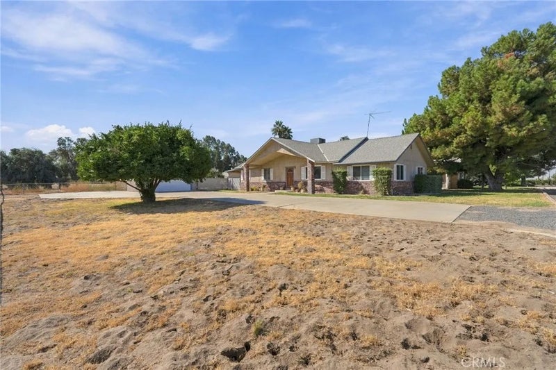 2143 W Linda Vista Avenue