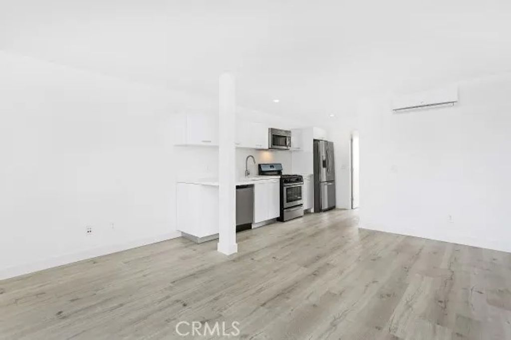 Photo of 6745 Laurel Canyon #105, North Hollywood, CA 91606 (MLS # SR26102661)